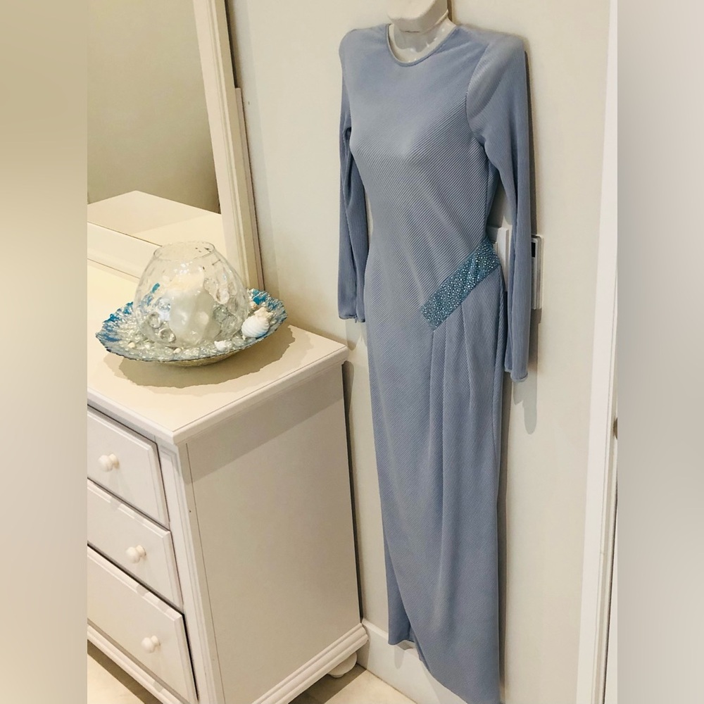 Giorgio Armani Light Blue Long Sleeve Maxi Dress. Size 36 - Picture 6 of 14